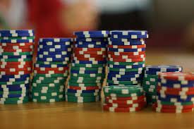 Как войти на сайт Weiss Casino